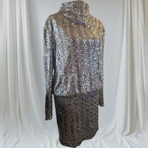 ONE 33 SOCIAL Elegant Silver Sequin Dress